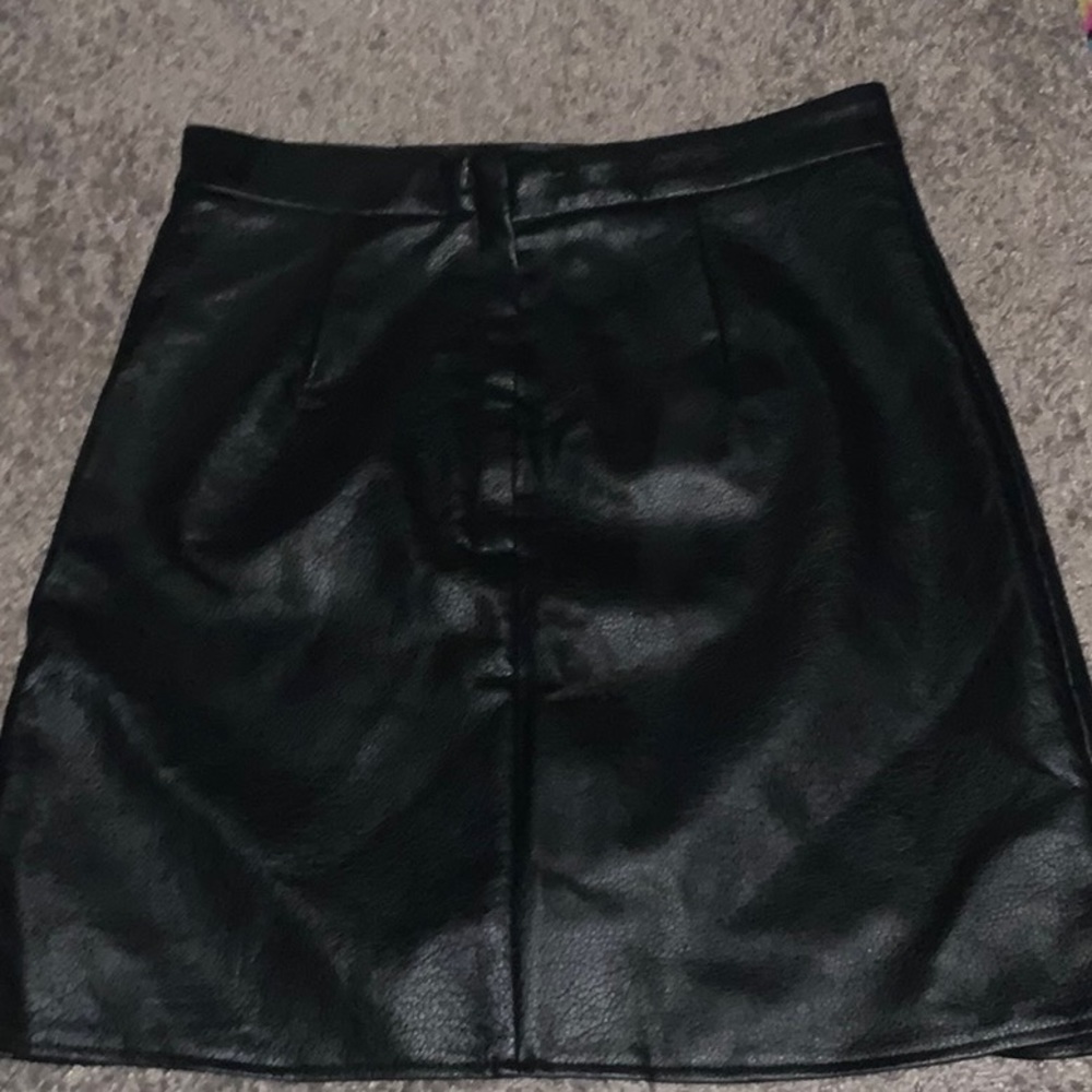 fake leather skirt